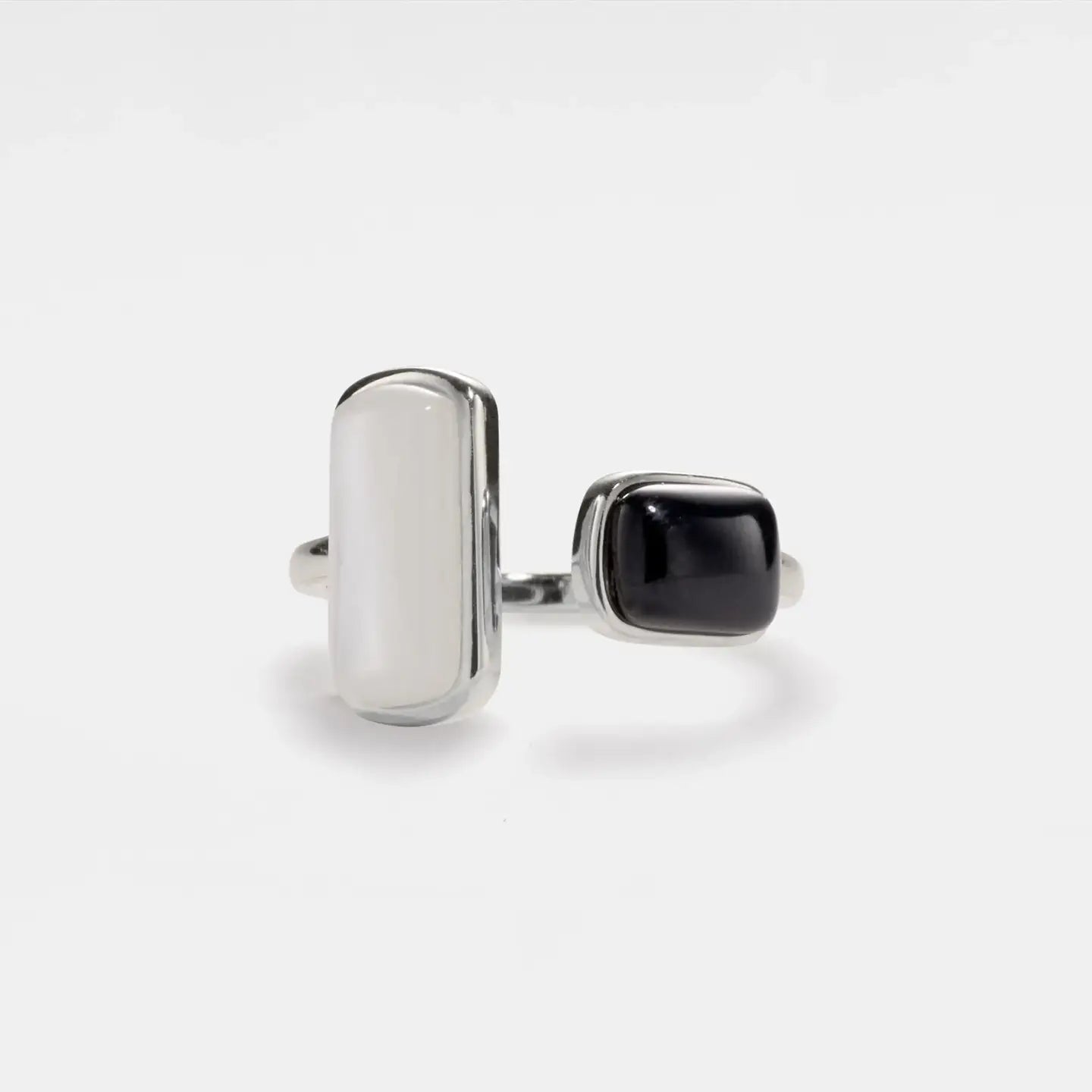 The Monochrome Statement Ring | Black Onyx & White Agate